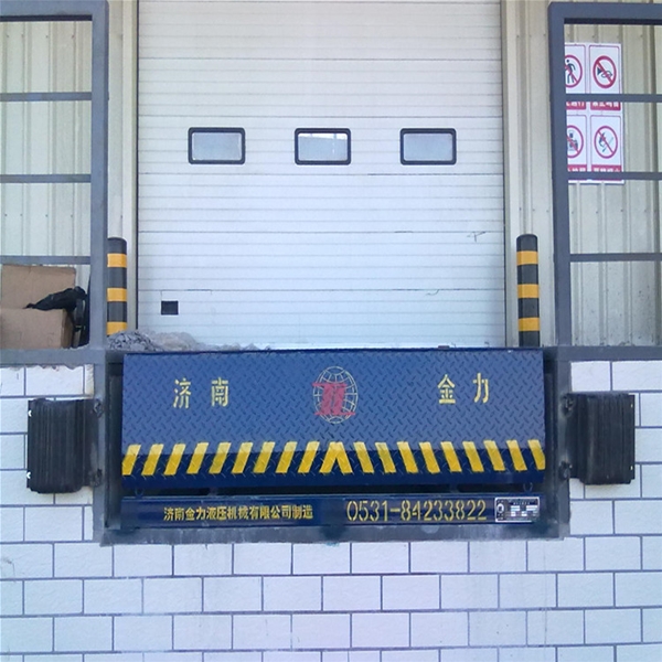 湖北码头用固定登车桥